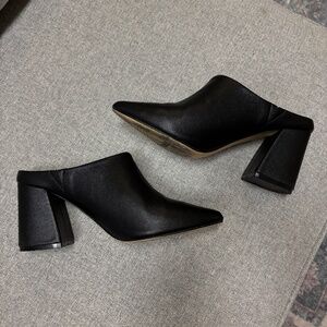 Matt & Nat Mule heels